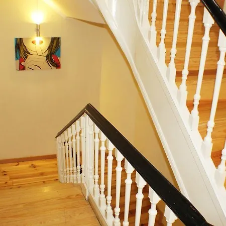 波尔图索拉尔一室公寓酒店 *