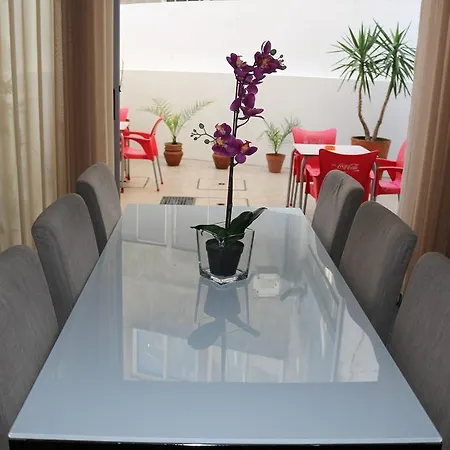 波尔图索拉尔一室公寓酒店 * 波尔图